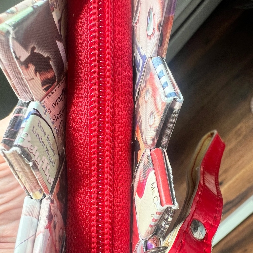 Betty Boop Wristlet by Nahui Ollin - Picture 5 of 5